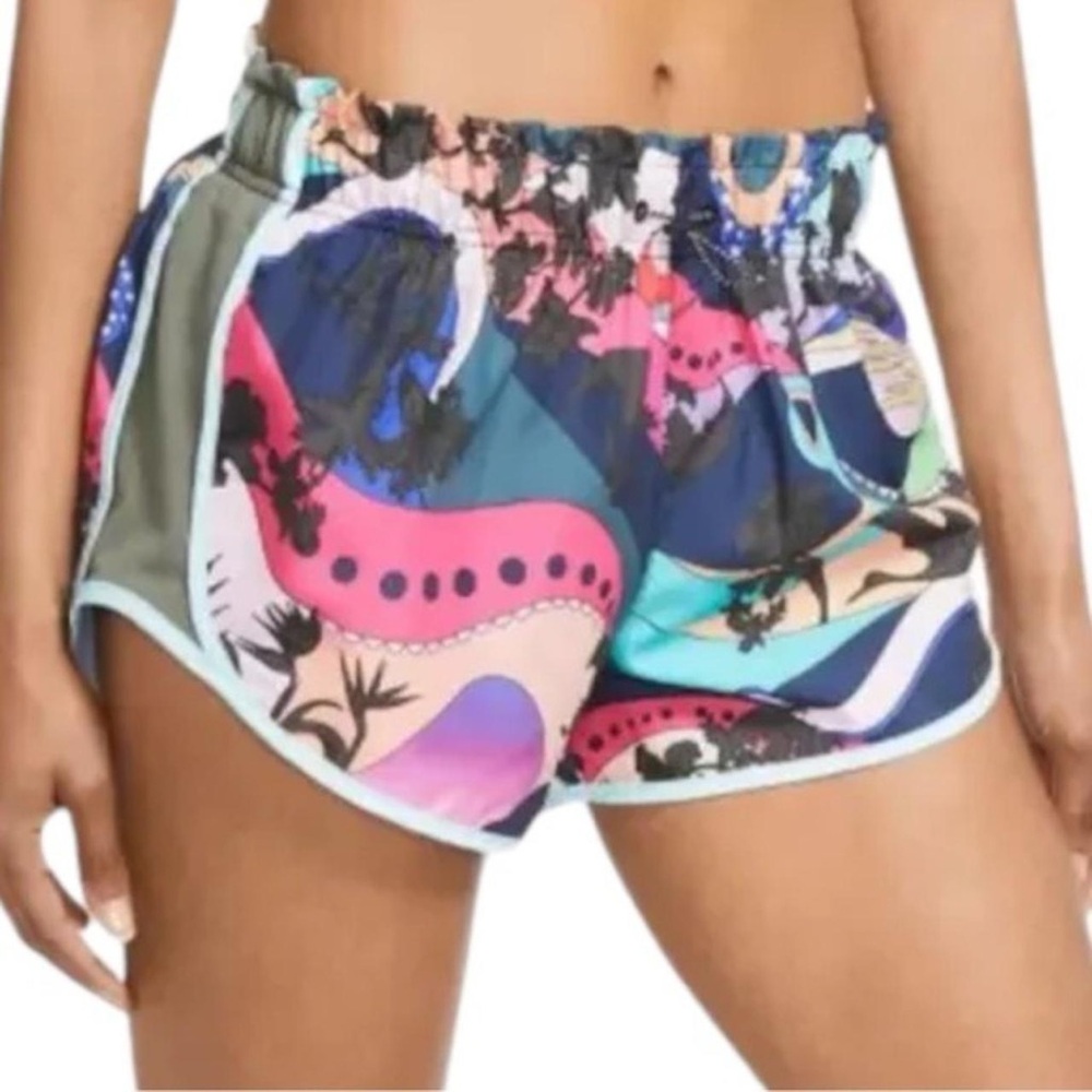 NIKE Dri-Fit Icon Clash Tempo Women's Multicolor Athletic Running Shorts